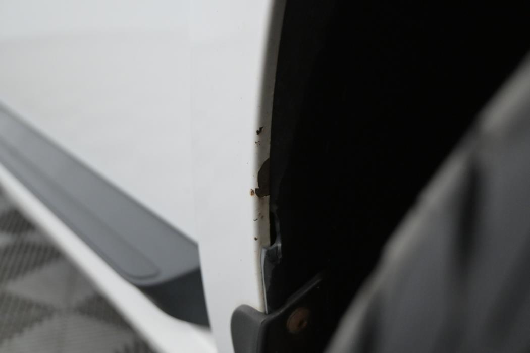 VOLKSWAGEN Beetle 2012
