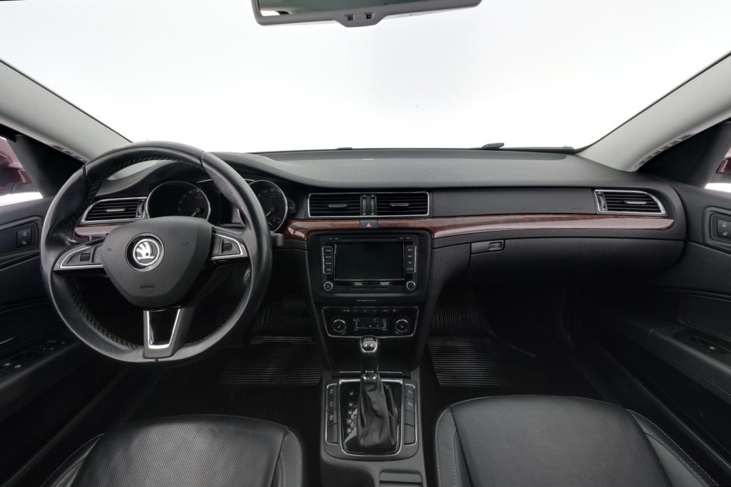 SKODA Superb 2015