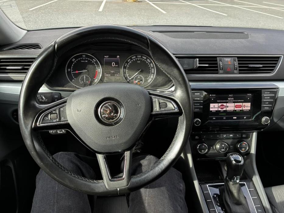 SKODA Superb 2016