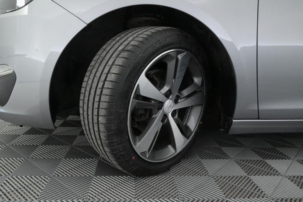 PEUGEOT 308 2016