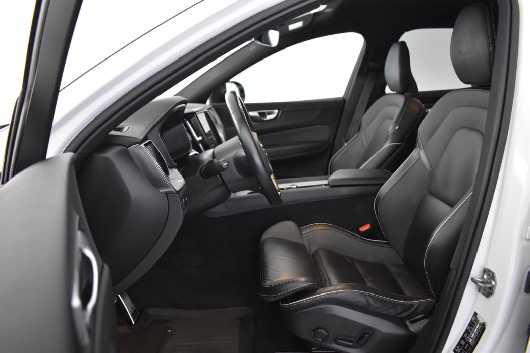 VOLVO XC60 2020