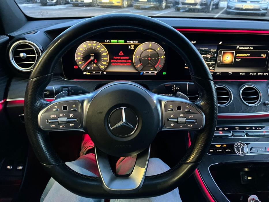 MERCEDES-BENZ E 2020