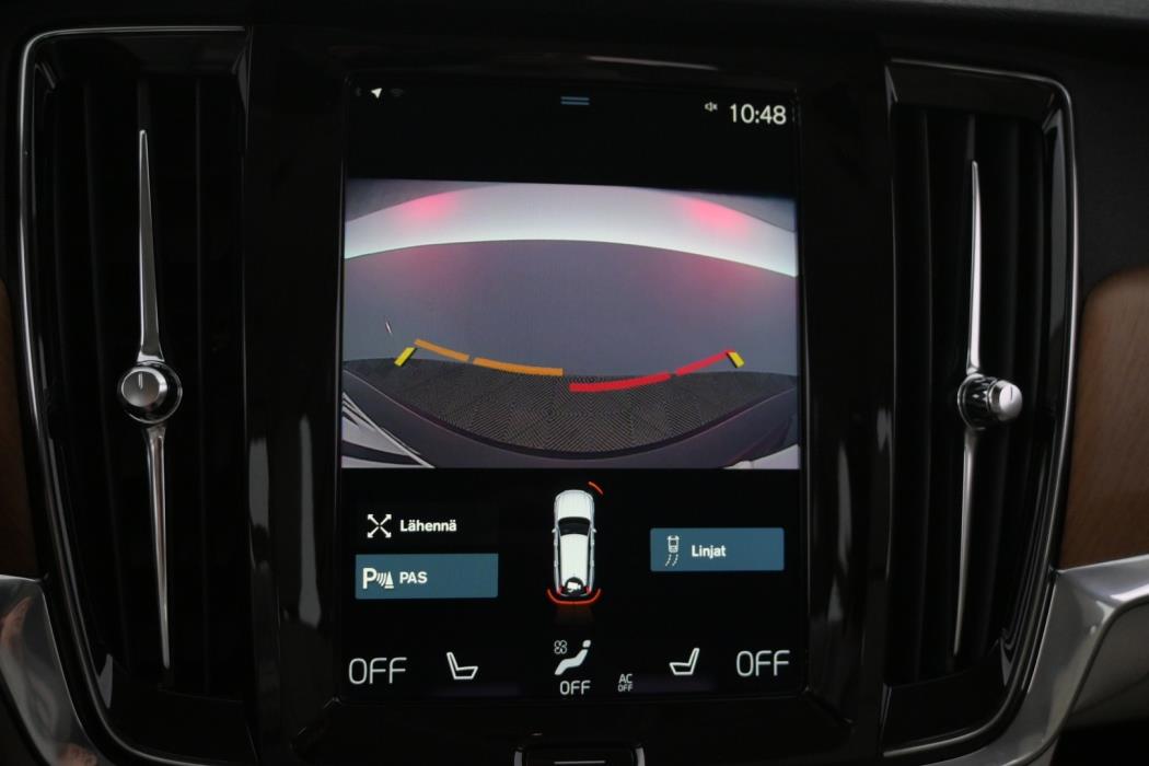 VOLVO V90 2021