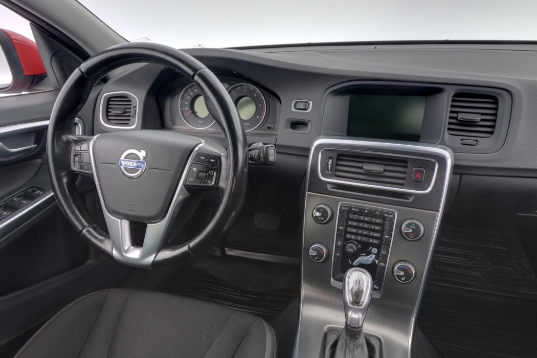 VOLVO V60 2013