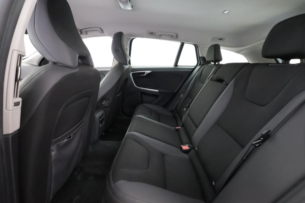 VOLVO V60 2013