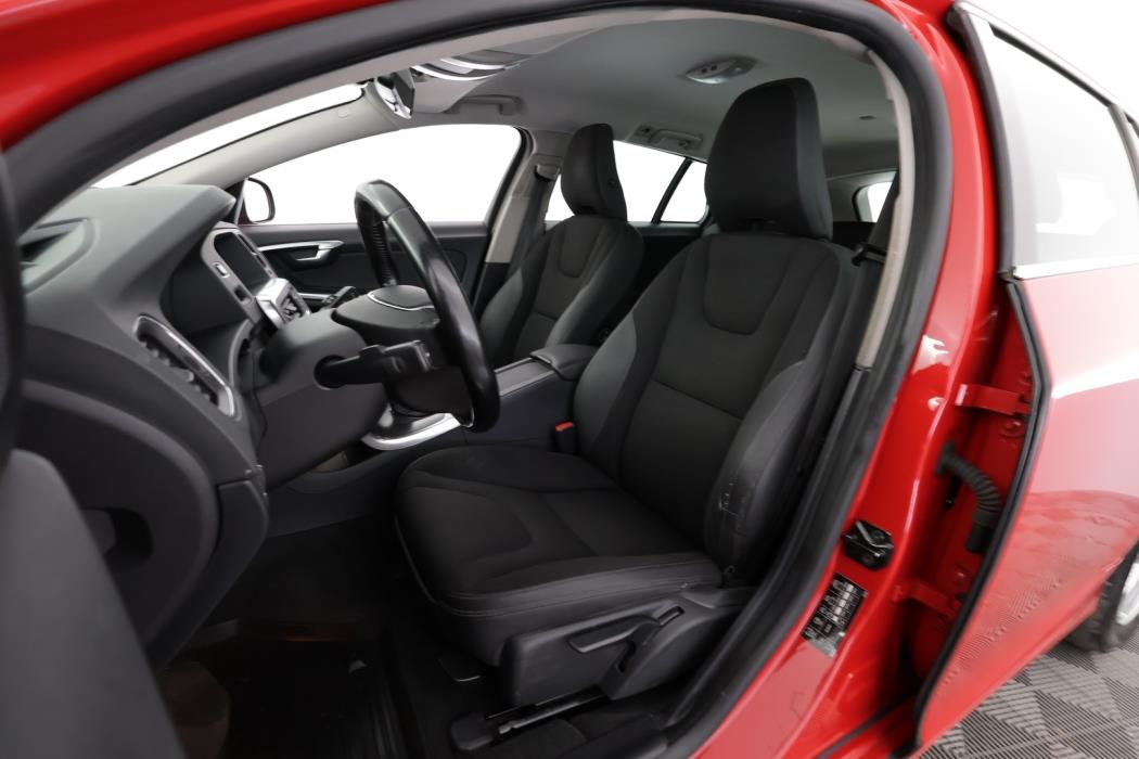 VOLVO V60 2013