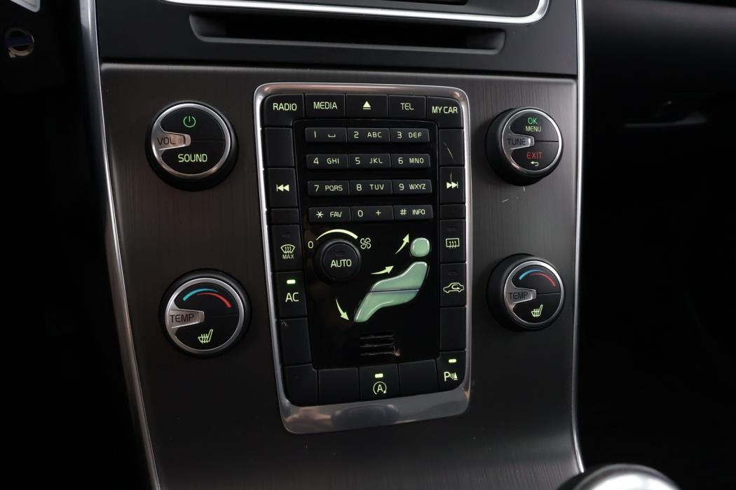 VOLVO V60 2013