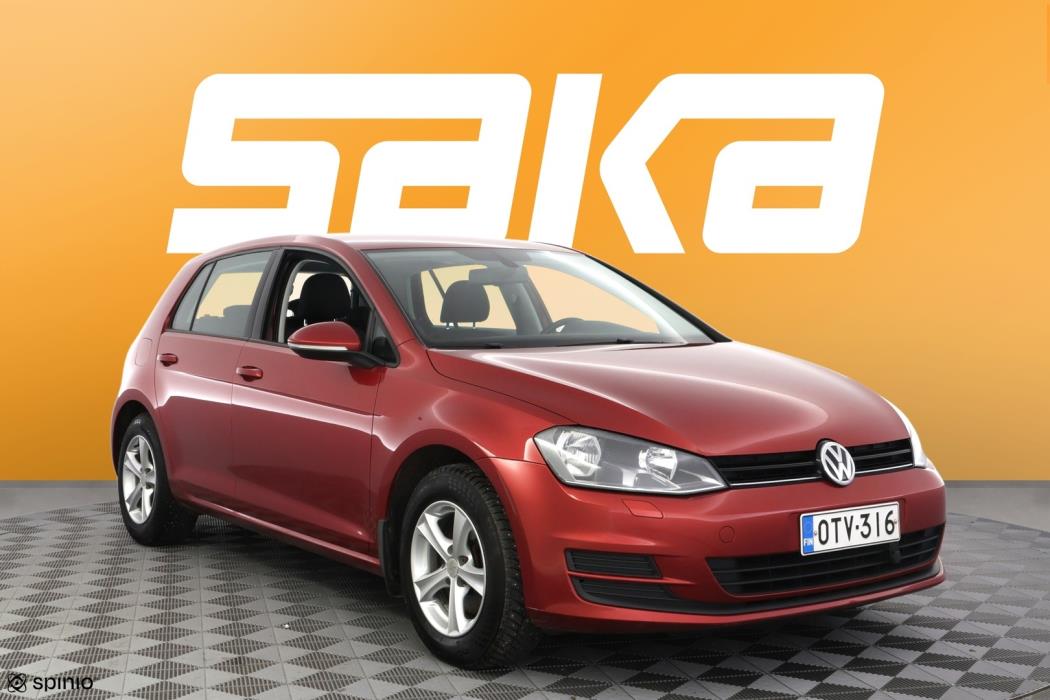 VOLKSWAGEN Golf 2013