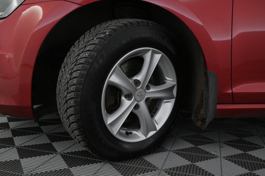 VOLKSWAGEN Golf 2013