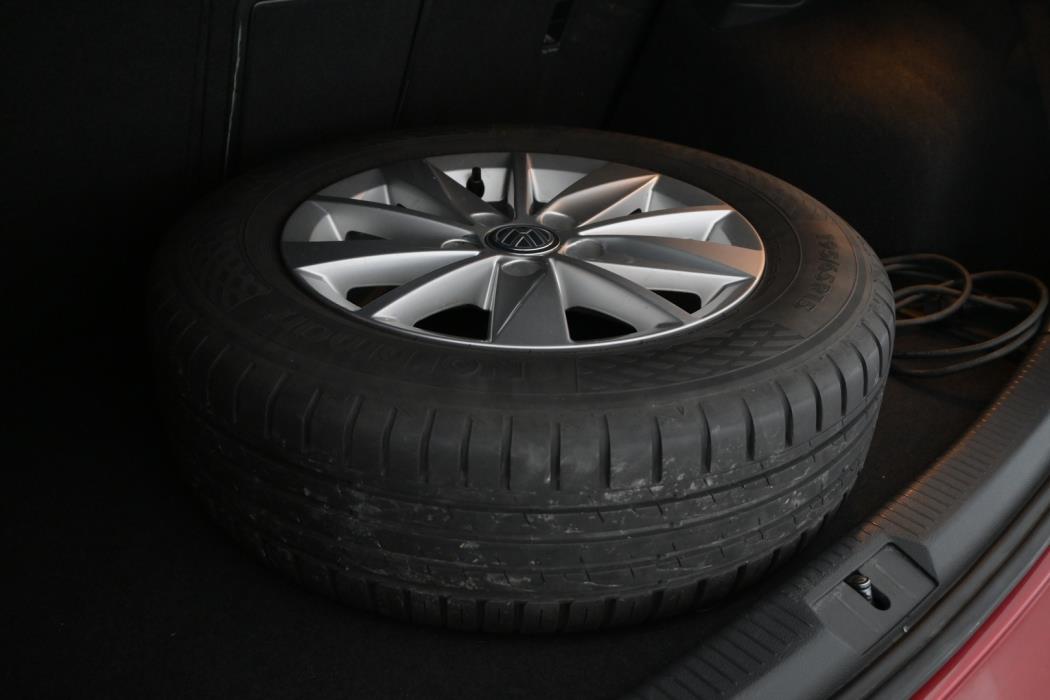 VOLKSWAGEN Golf 2013