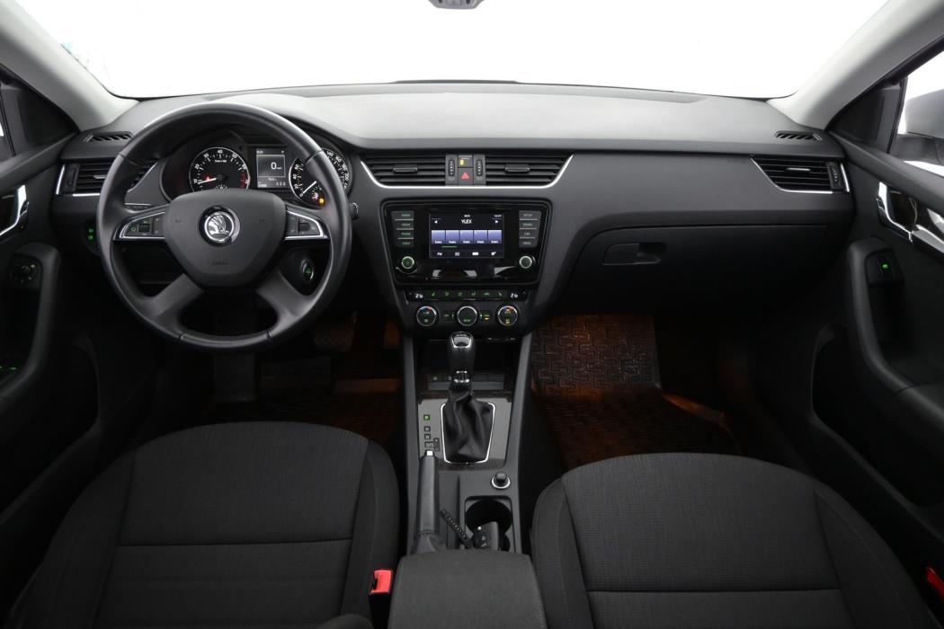 SKODA Octavia 2014