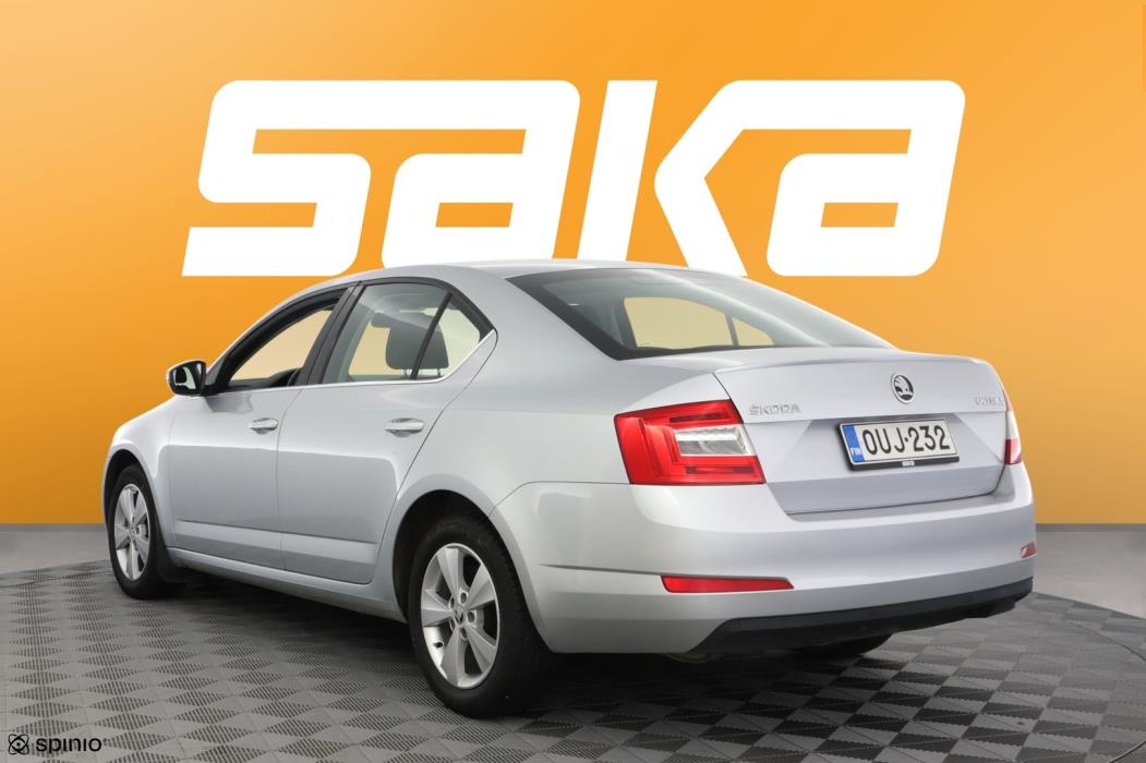 SKODA Octavia 2014