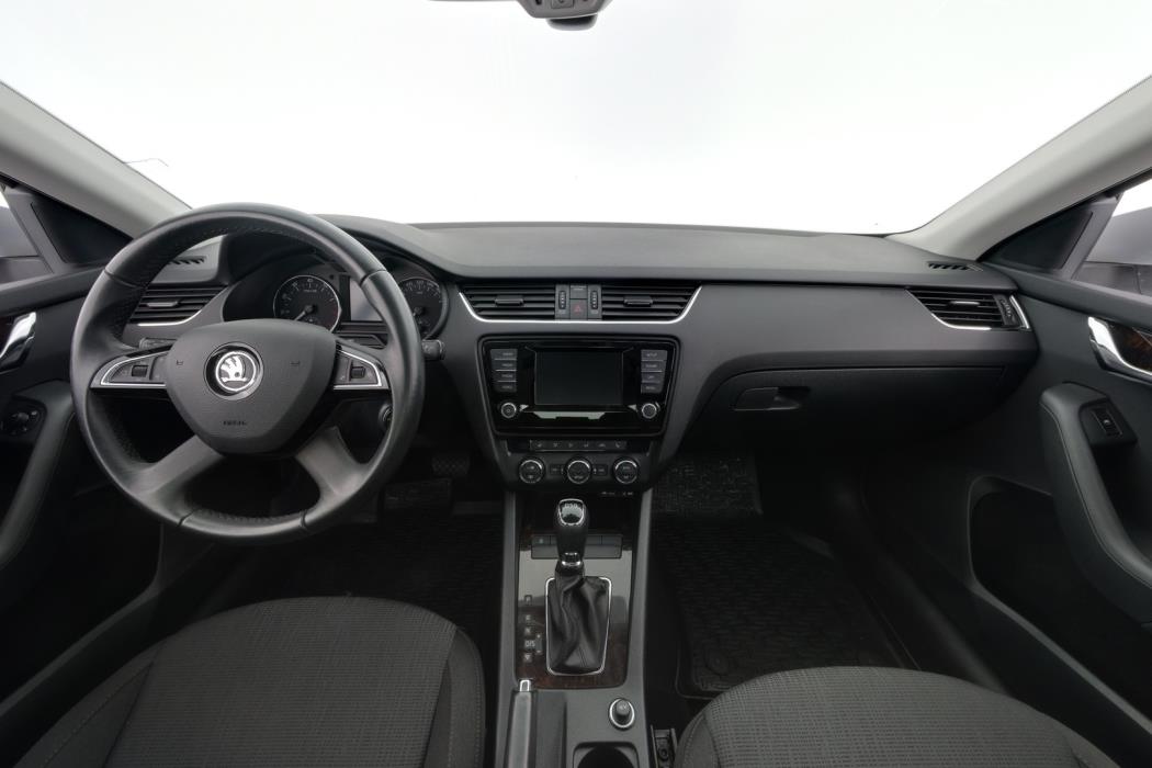 SKODA Octavia 2014