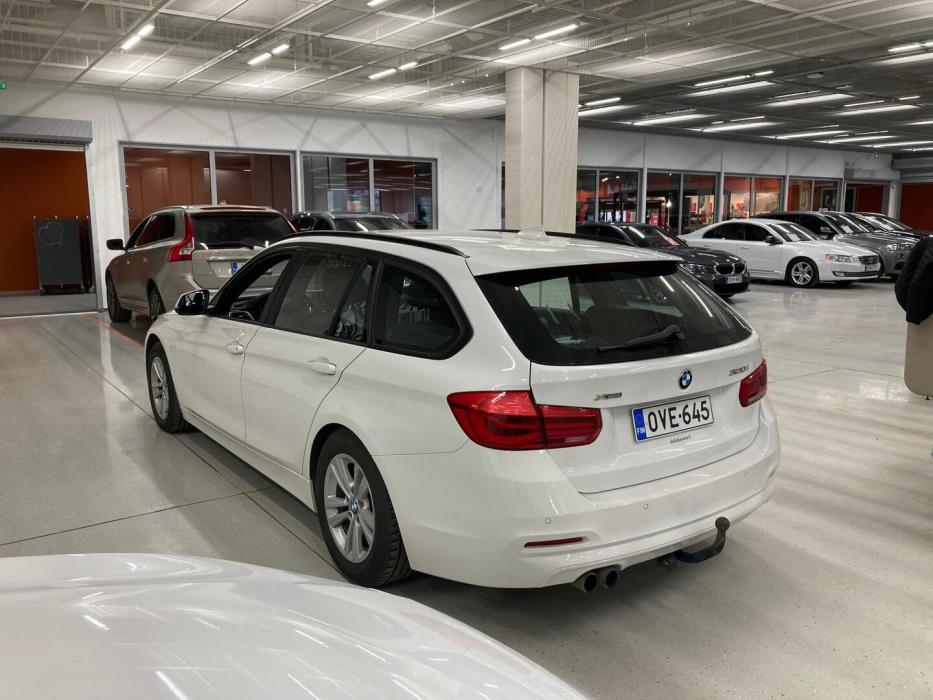 BMW 320 2017