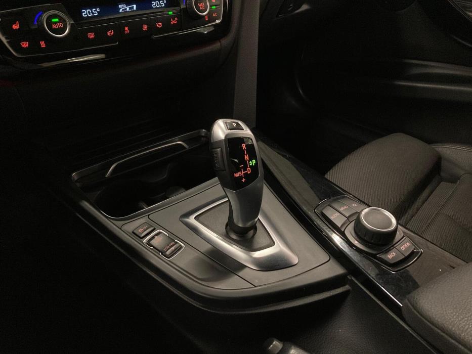 BMW 320 2017