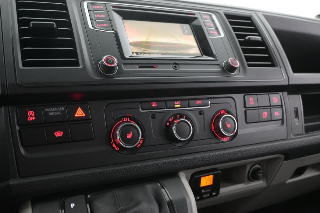 VOLKSWAGEN Transporter 2017