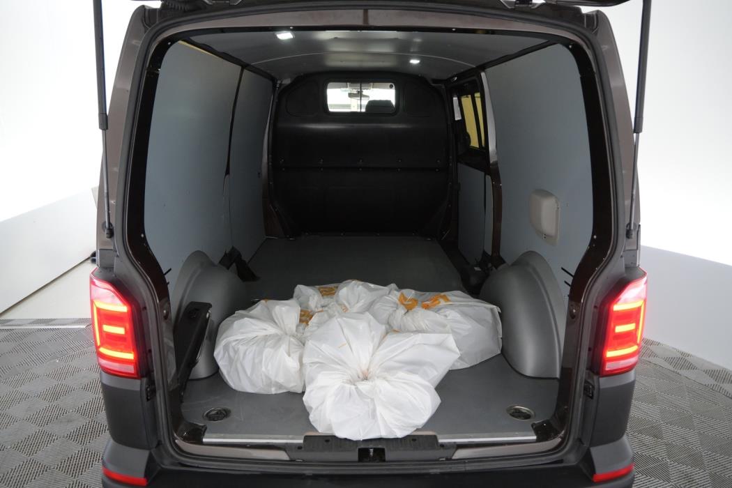 VOLKSWAGEN Transporter 2017