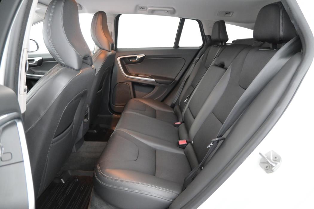 VOLVO V60 Cross Country 2017