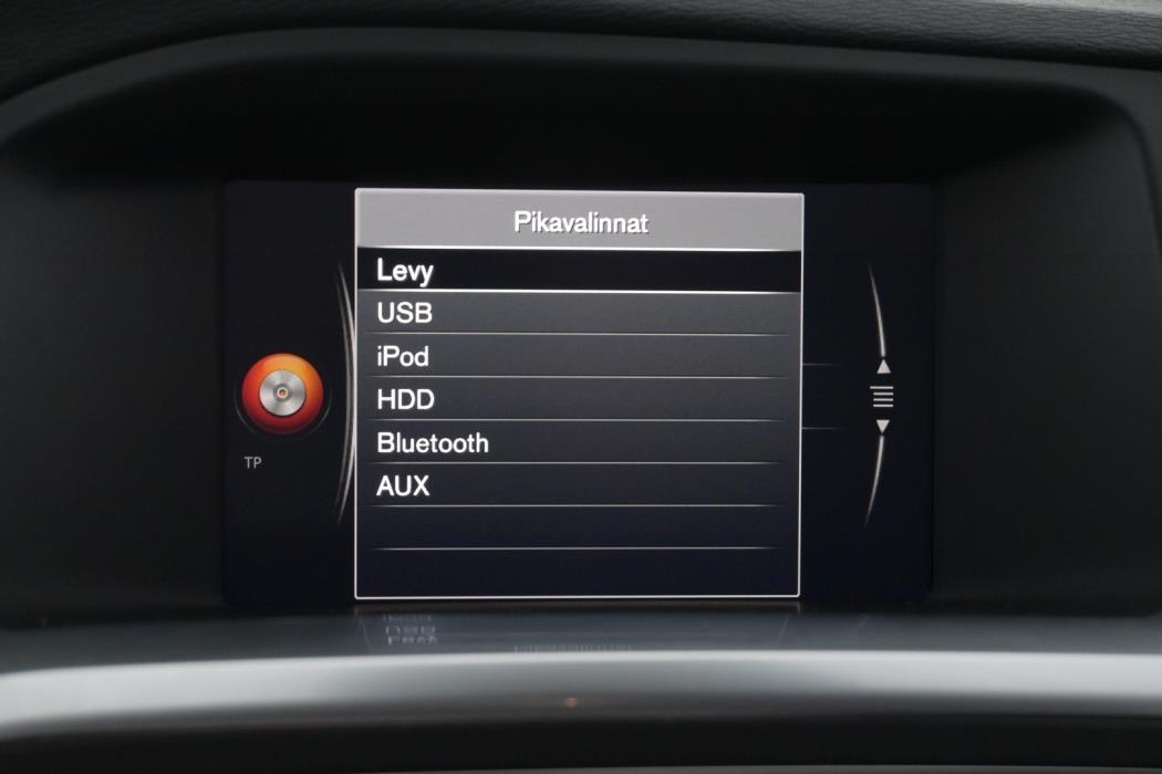 VOLVO V60 Cross Country 2017