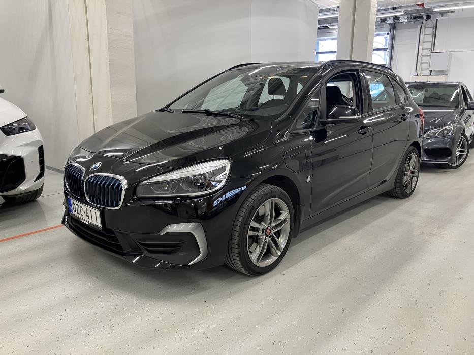 BMW 225 2018