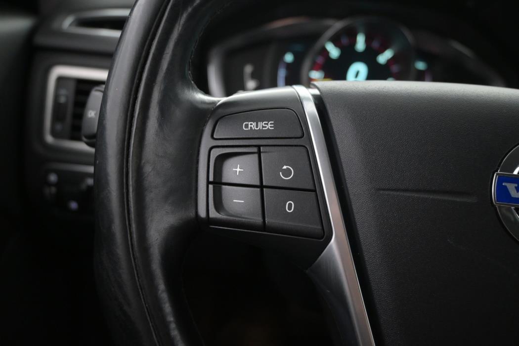 VOLVO XC70 2014