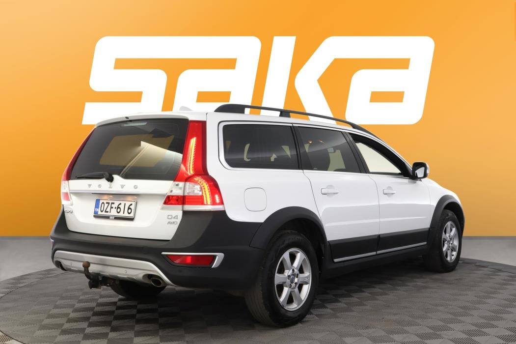 VOLVO XC70 2014