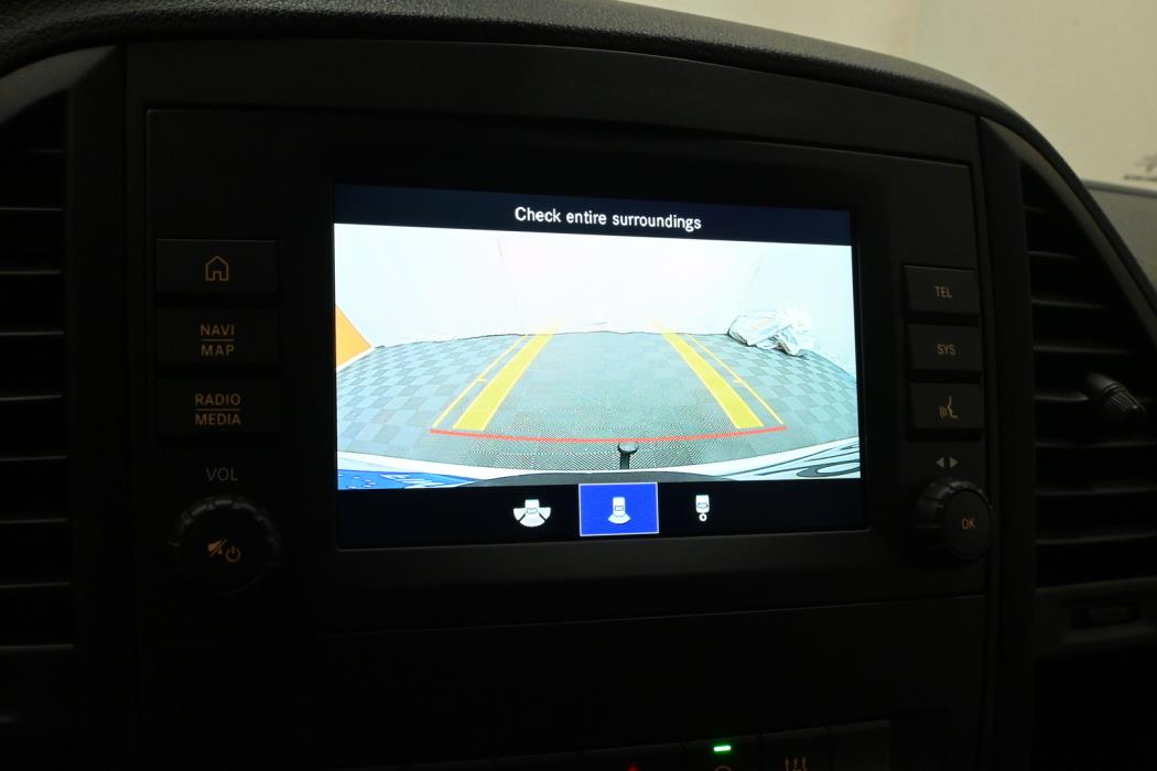 MERCEDES-BENZ Vito 2023