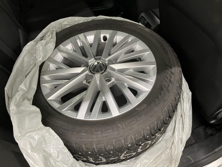 VOLKSWAGEN Passat 2012