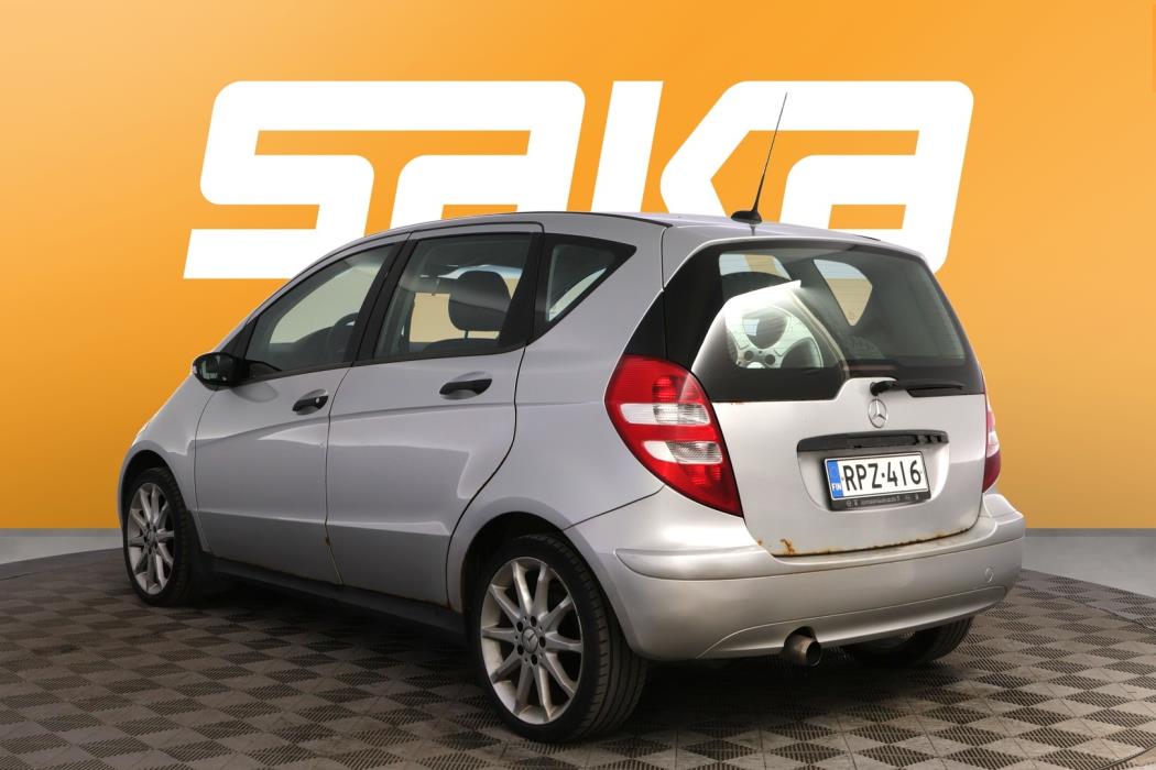 MERCEDES-BENZ A 2005