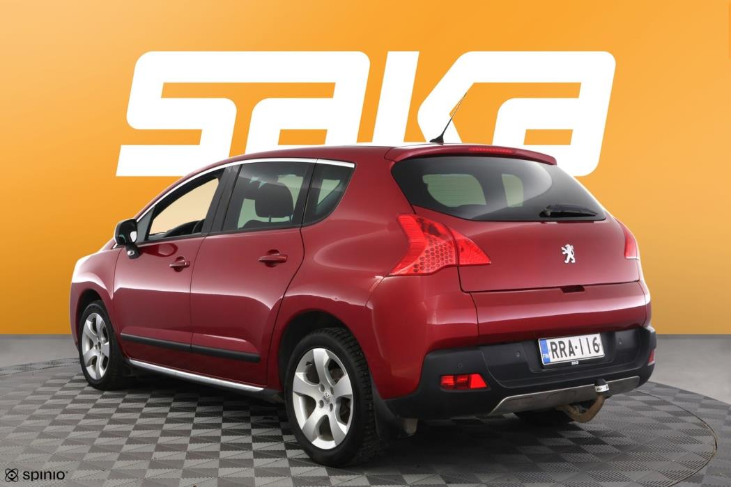 PEUGEOT 3008 2013