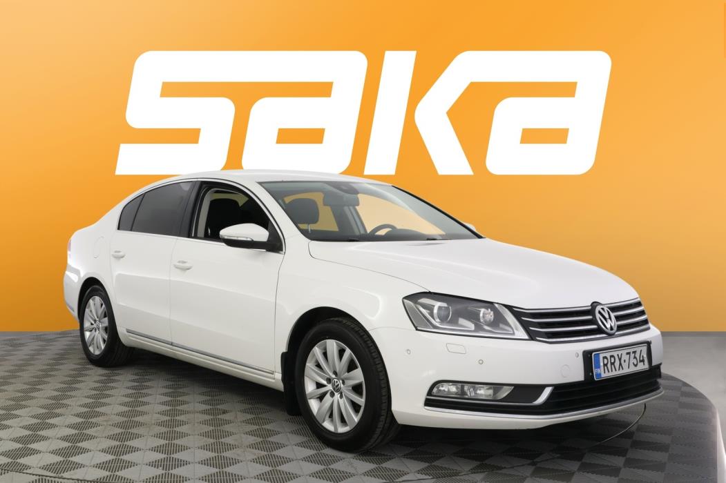 VOLKSWAGEN Passat 2014