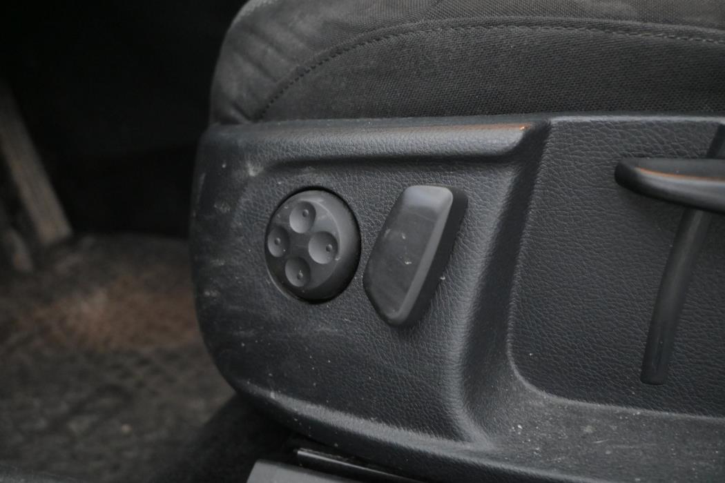 VOLKSWAGEN Passat 2014