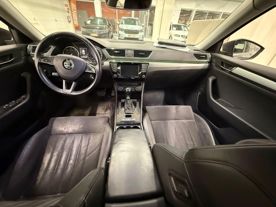 SKODA Superb 2016