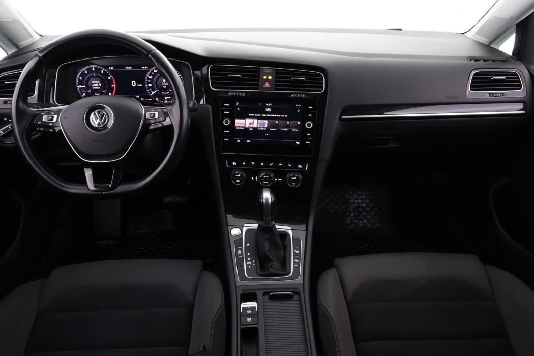 VOLKSWAGEN Golf 2018