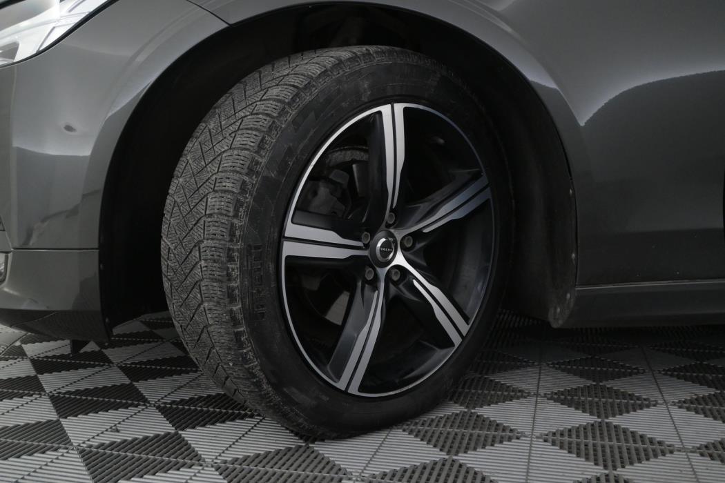 VOLVO S90 2019