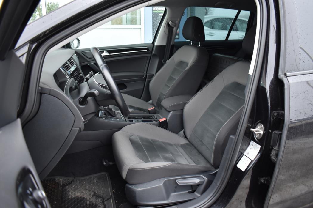 VOLKSWAGEN Golf 2019