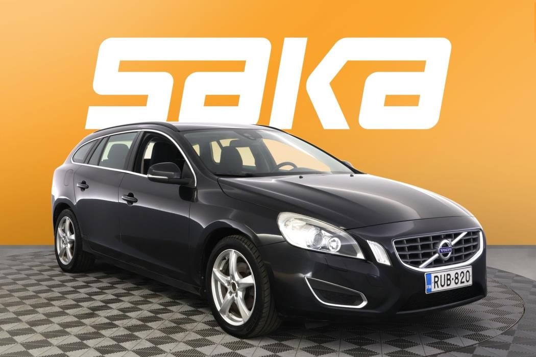 VOLVO V60 2013