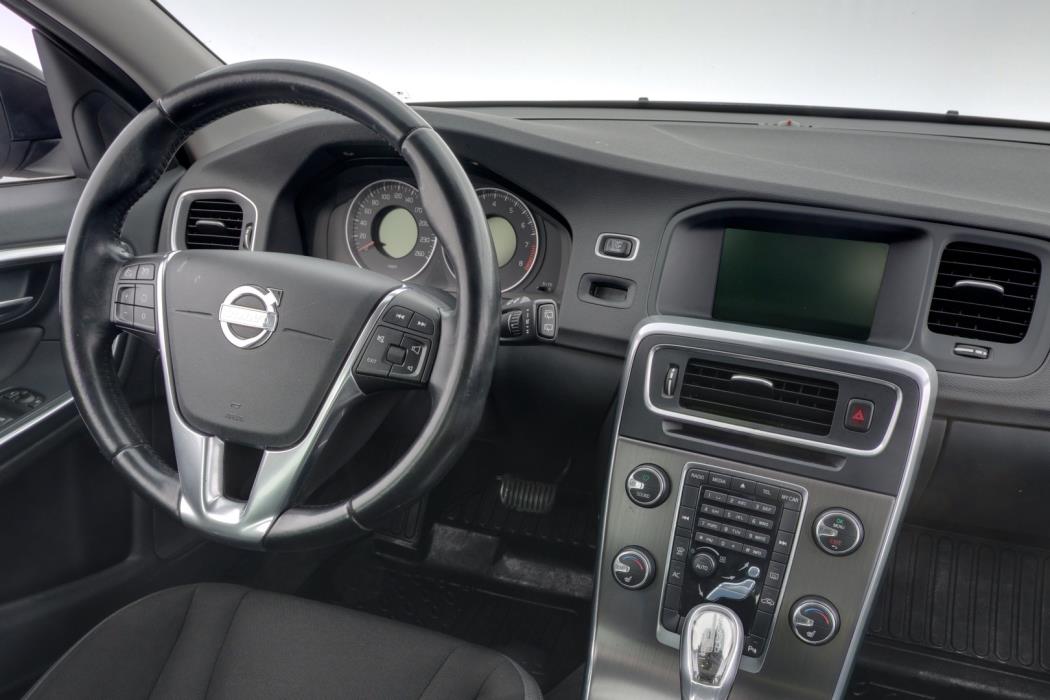 VOLVO V60 2013