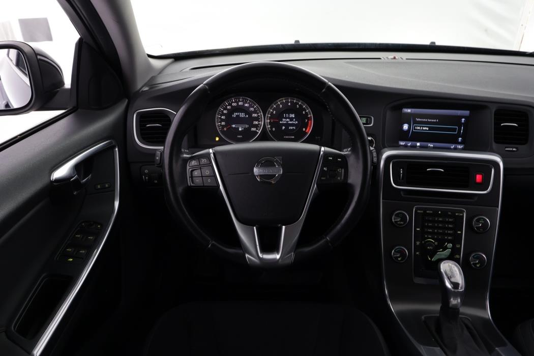 VOLVO V60 2013