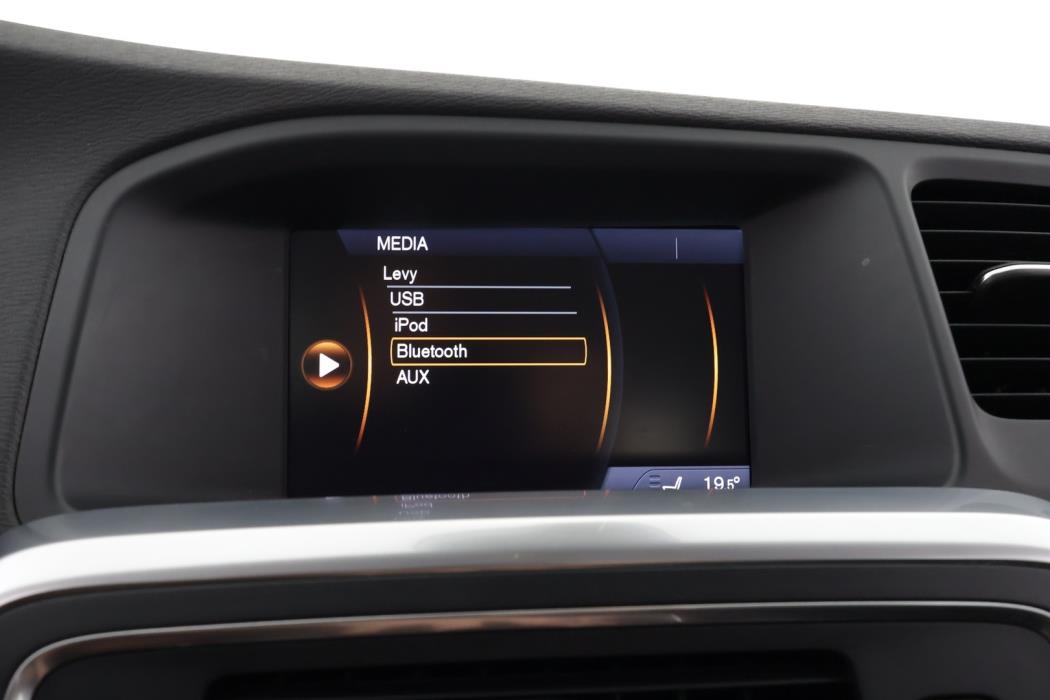 VOLVO V60 2013