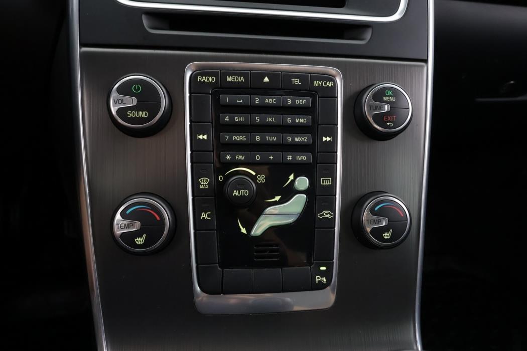 VOLVO V60 2013