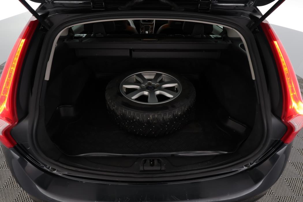VOLVO V60 2013