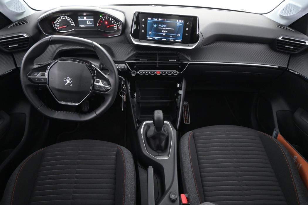 PEUGEOT 208 2021