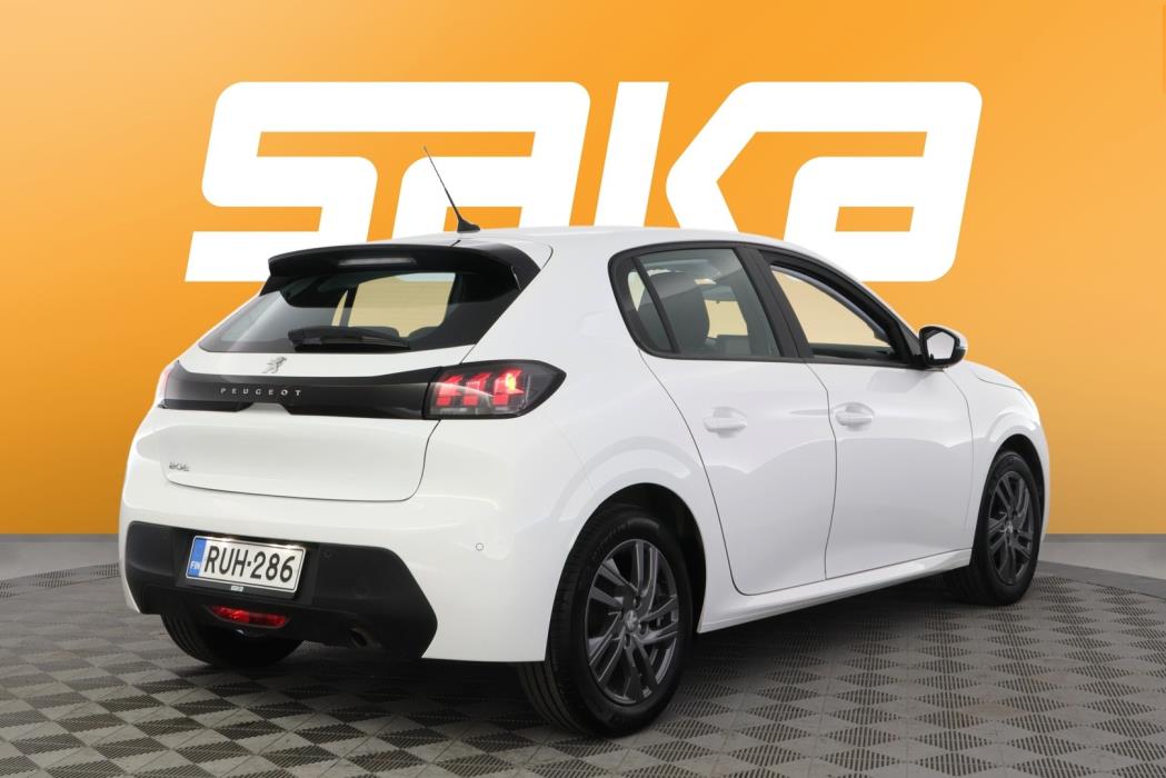 PEUGEOT 208 2021