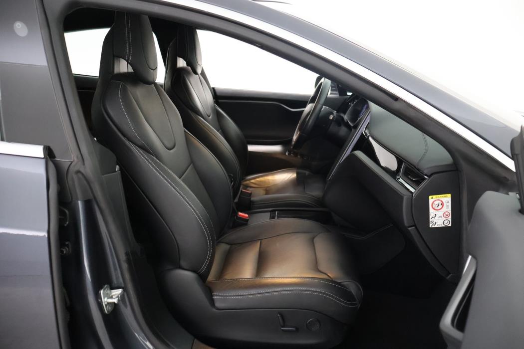 TESLA Model S 2018
