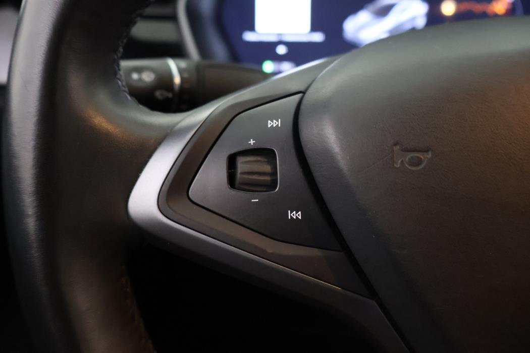 TESLA Model S 2018