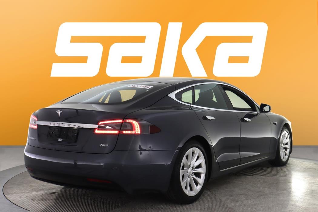 TESLA Model S 2018