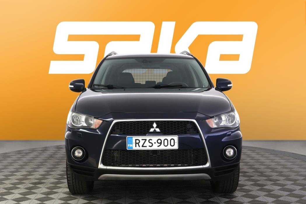 MITSUBISHI Outlander 2011