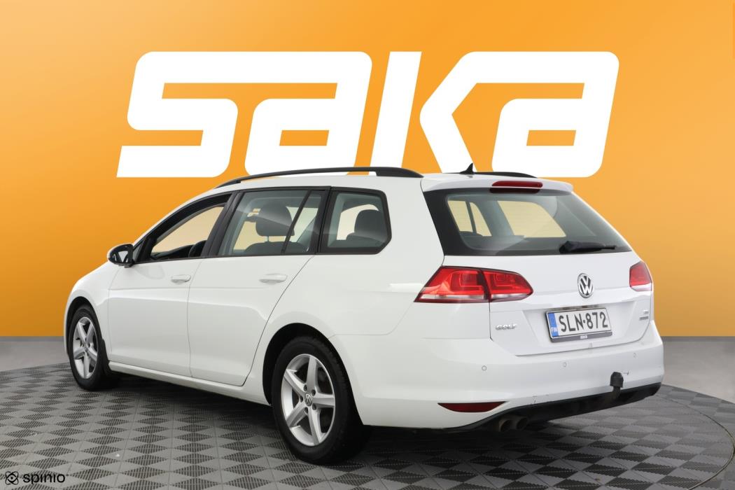 VOLKSWAGEN Golf 2014