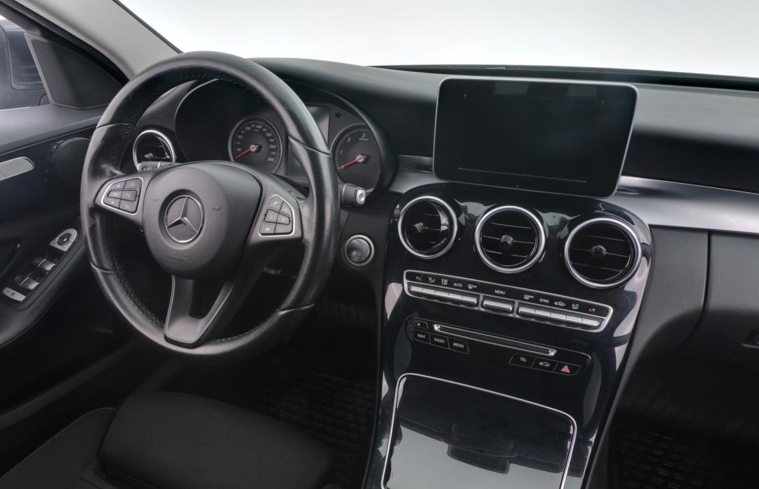 MERCEDES-BENZ C 2016